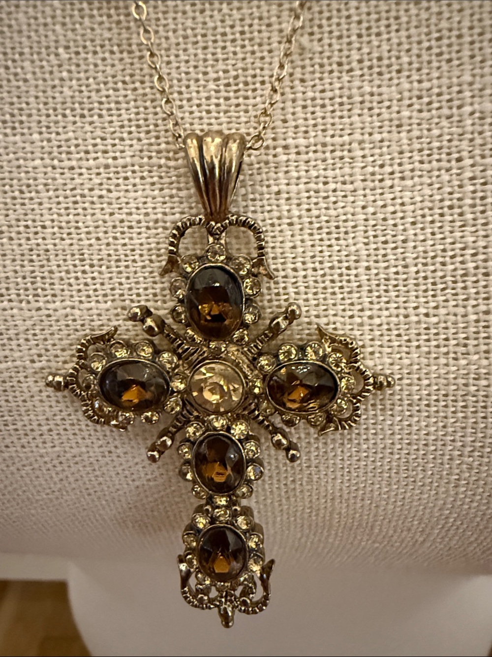 Vintage Gold-Tone Amber Cross Pendant Necklace - Women Jewelry